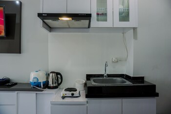 cozy stay studio at transpark bintaro apartment
