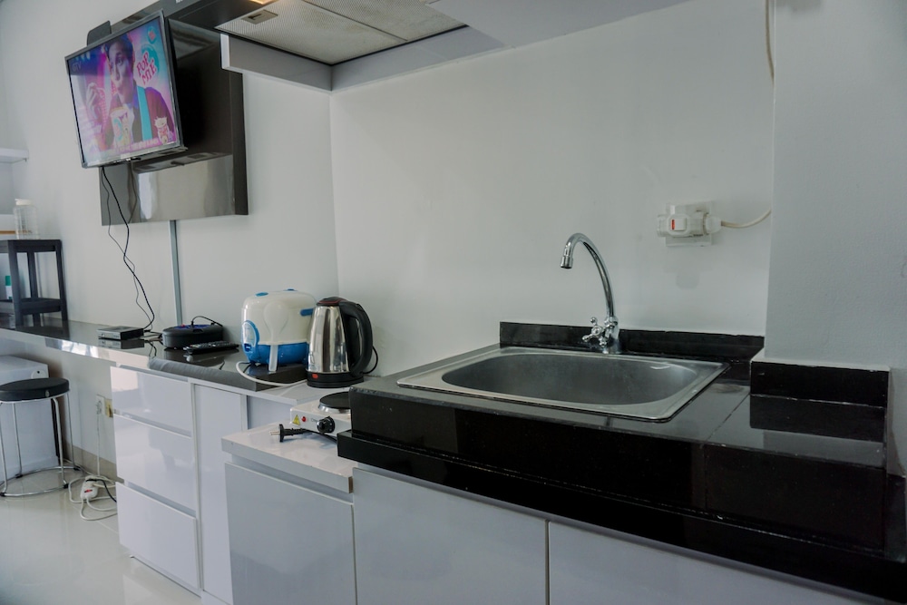cozy stay studio at transpark bintaro apartment