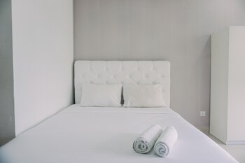 cozy stay studio at transpark bintaro apartment