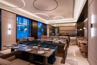 Orange Crystal Nantong Railway Station Vientiane City Hotel,,4 star
