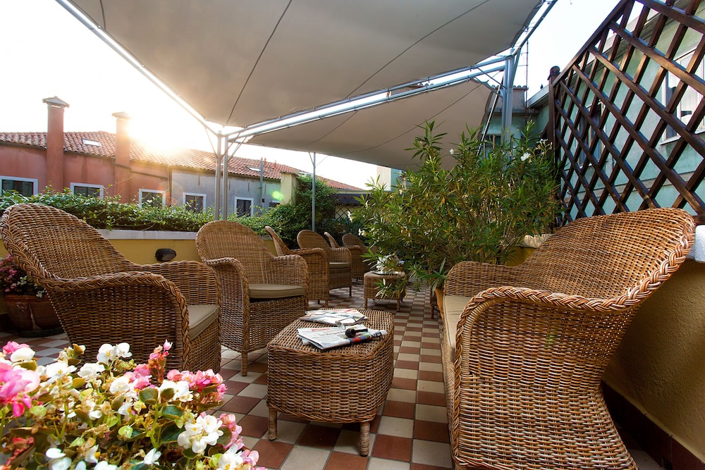 hotel conterie