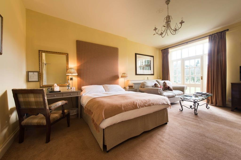 Cavens Country House Hotel,Near John Paul Jones Museum,4 star