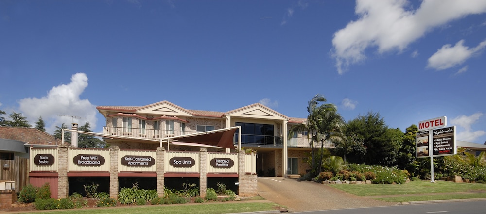 Highlander Motor Inn & Apartments,Darling Downs>>Dalby,4 star