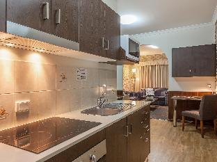 highlander motor inn and apartments