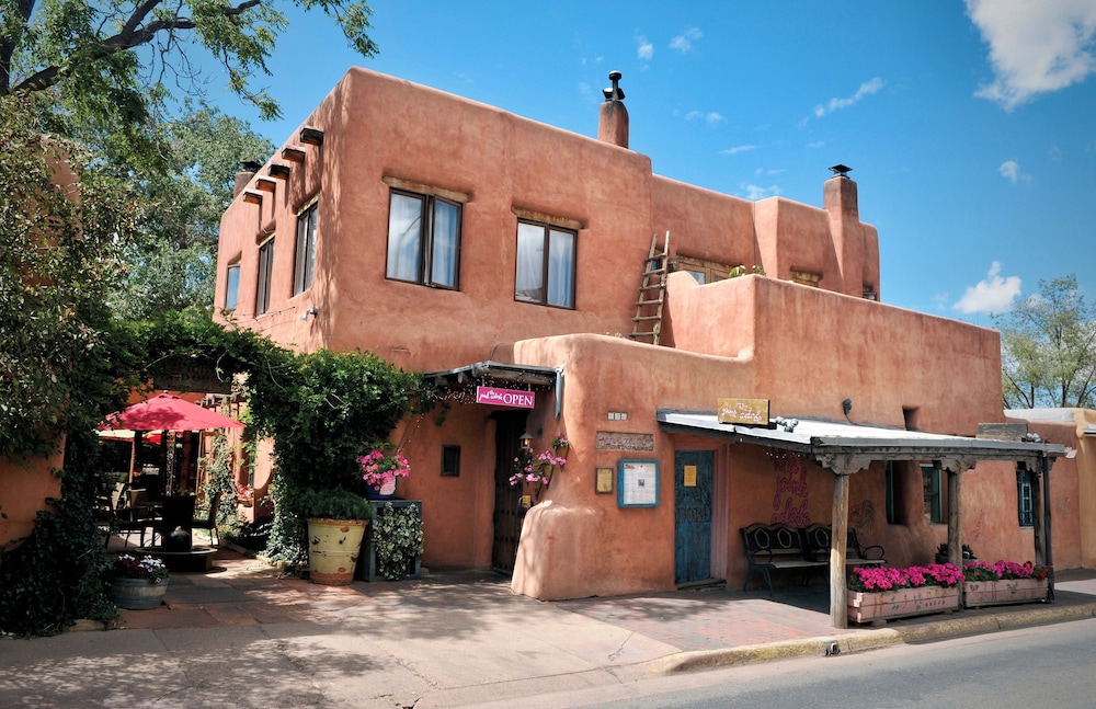 the inn of the five graces
