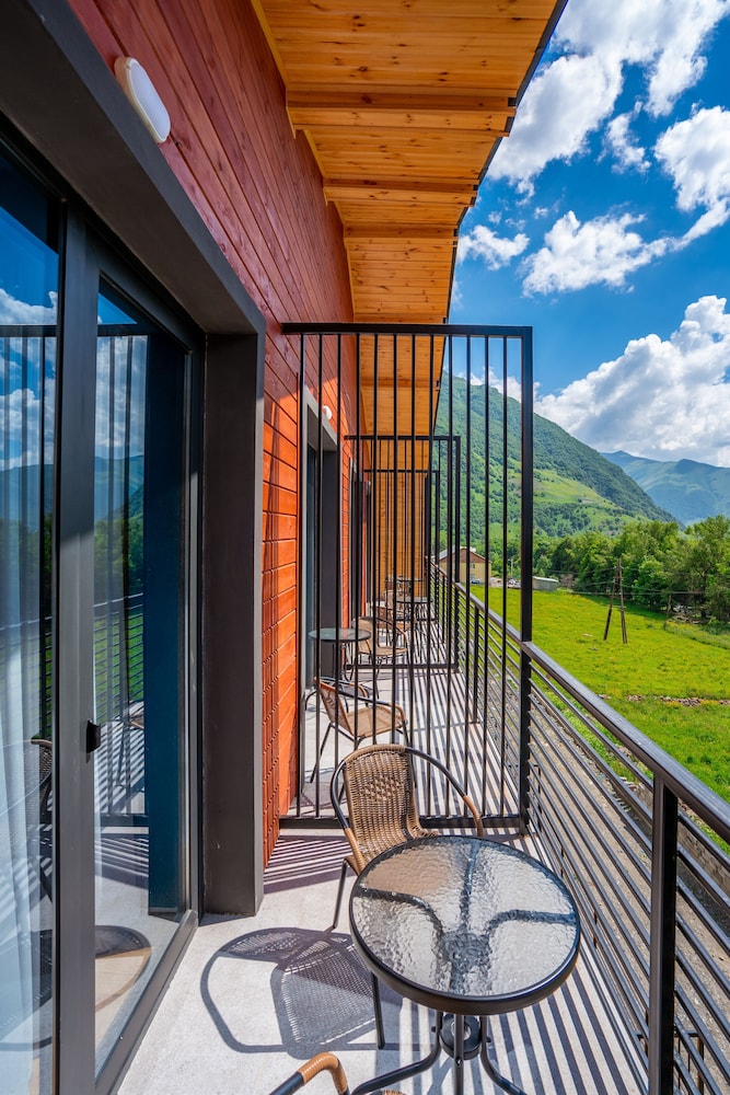 hotel darchi kazbegi