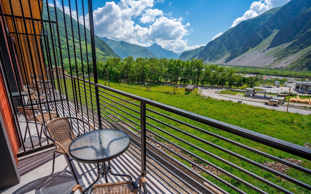 hotel darchi kazbegi