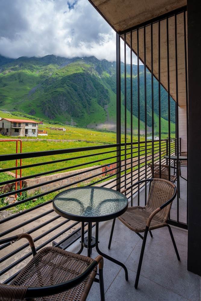 hotel darchi kazbegi