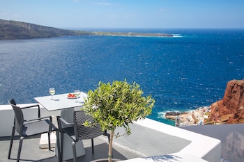 theodora suites adults only