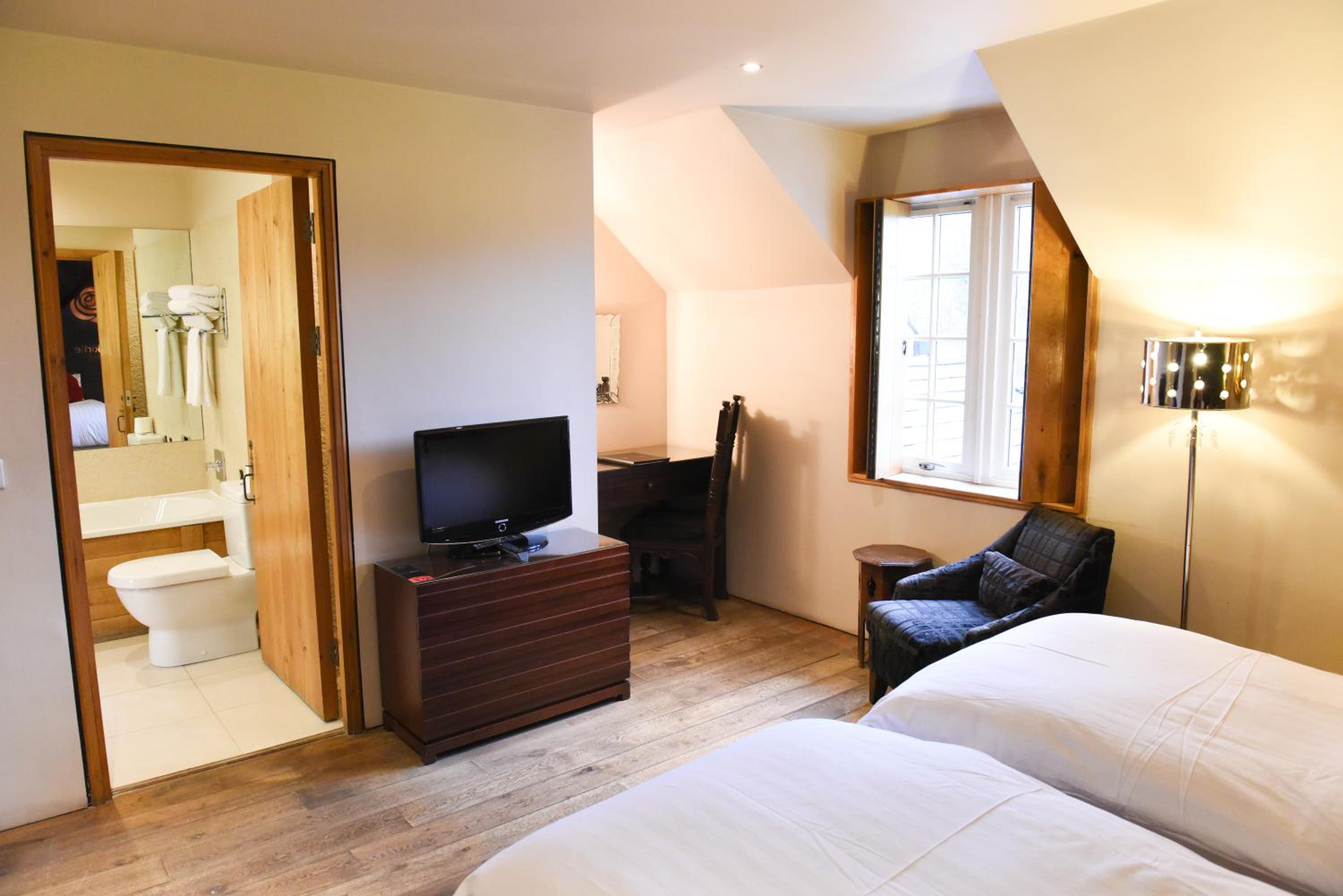 glenskirlie house and castle