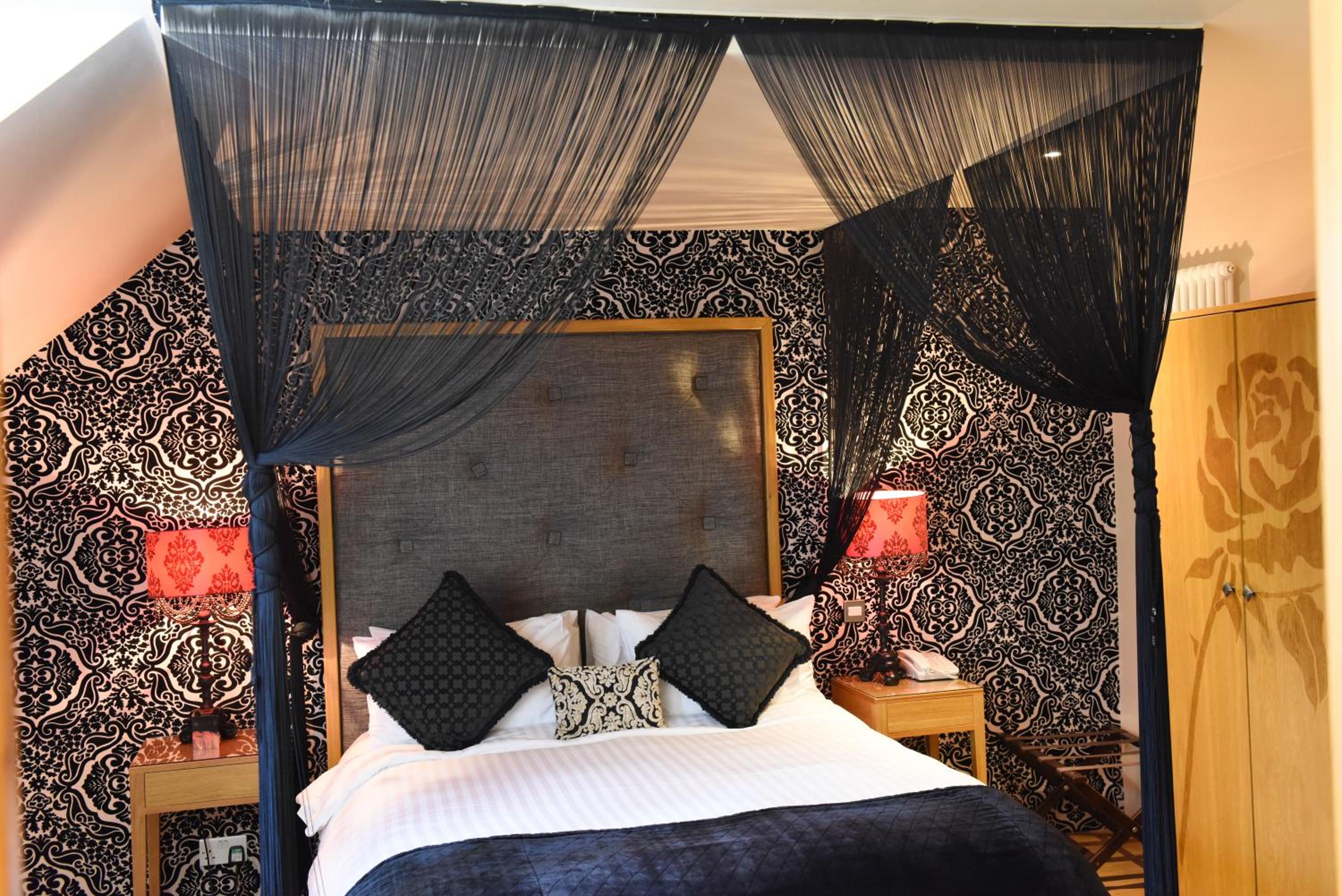 glenskirlie house and castle