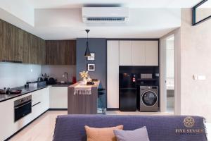 Datum Jelatek Sky Residence Klcc, Five Senses,,4 star