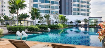datum jelatek sky residence klcc five senses