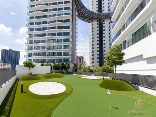 datum jelatek sky residence klcc five senses