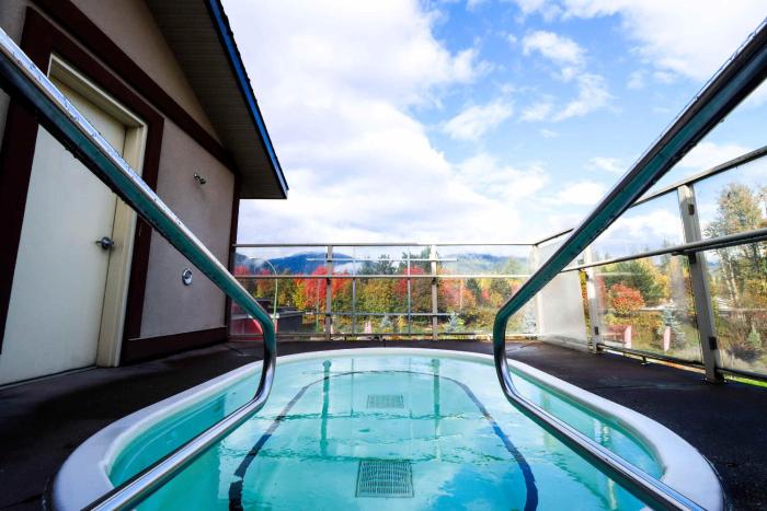 northwinds hotel revelstoke