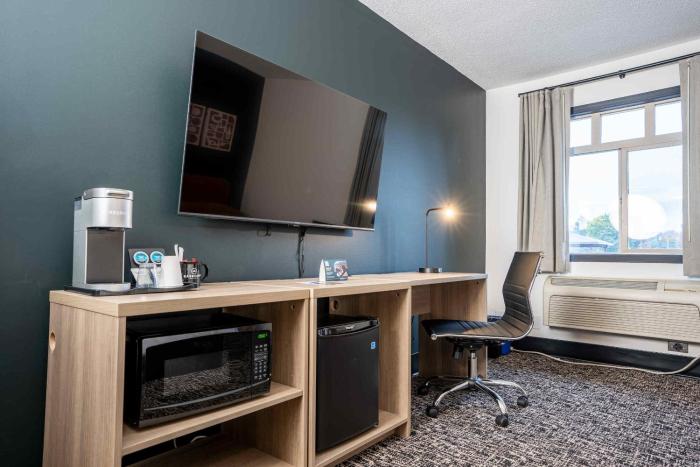 northwinds hotel revelstoke