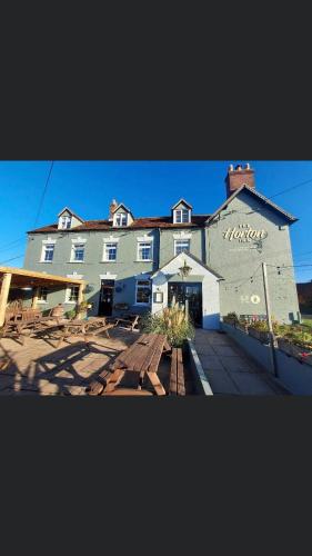 the horton inn
