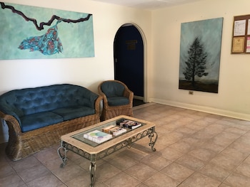 el lago waters motel