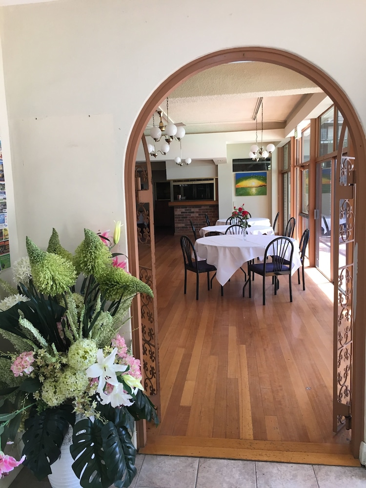 el lago waters motel