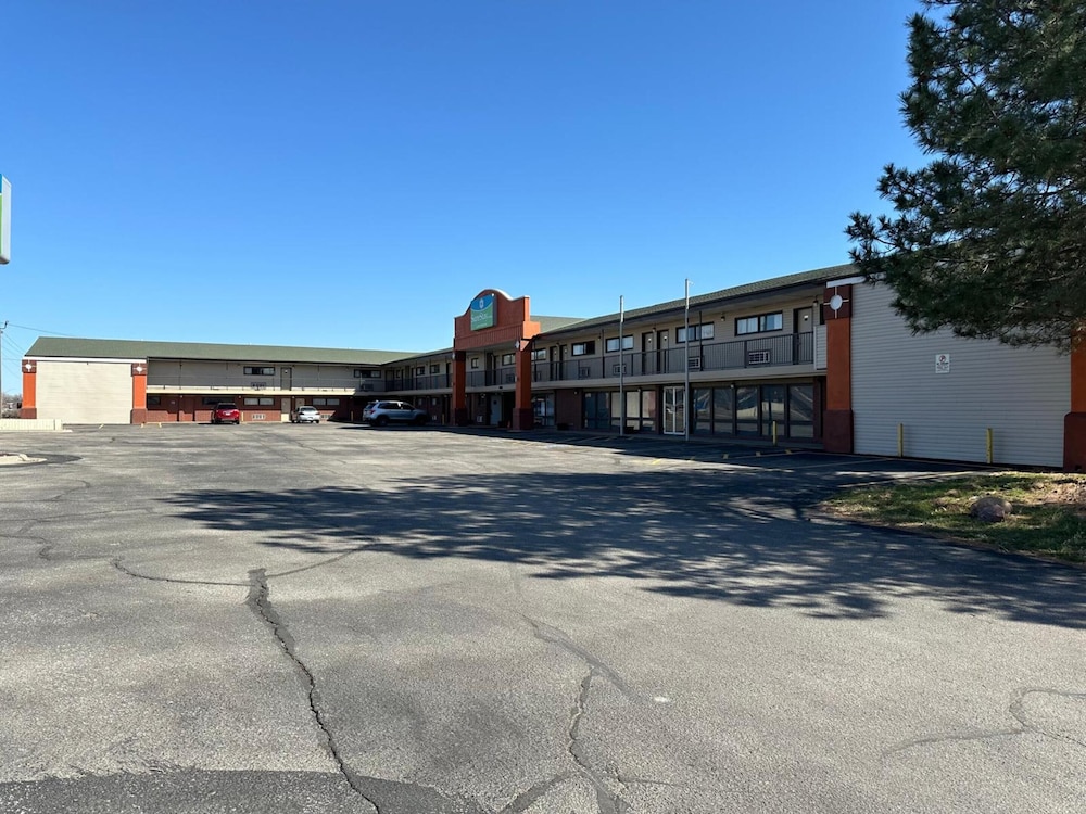 stay inn by oyo near i 80 lincoln west