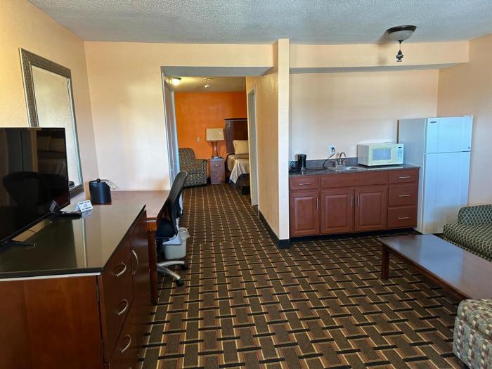 stay inn by oyo near i 80 lincoln west