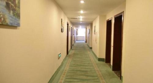 greentree inn urumqi south xinhua road hotel