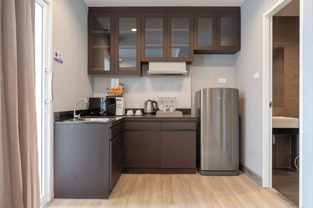 kokotel bangkok dheva thonglor