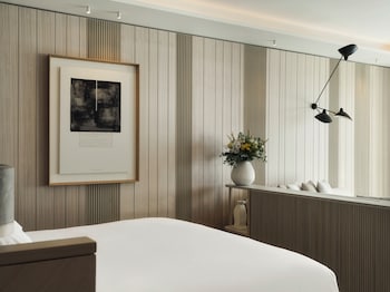 deos mykonos a myconian collection hotel