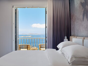 deos mykonos a myconian collection hotel