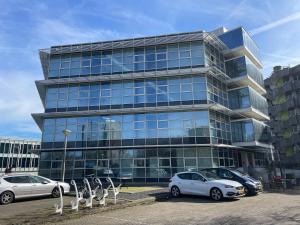 diamond capsule hotel amsterdam south