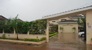 acacia lodge north legon