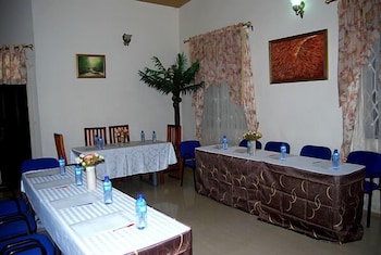 acacia lodge north legon