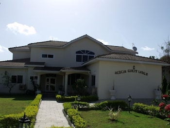 acacia lodge north legon