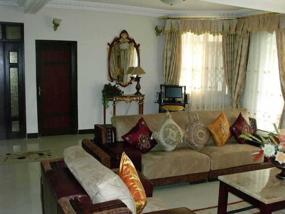 acacia lodge north legon