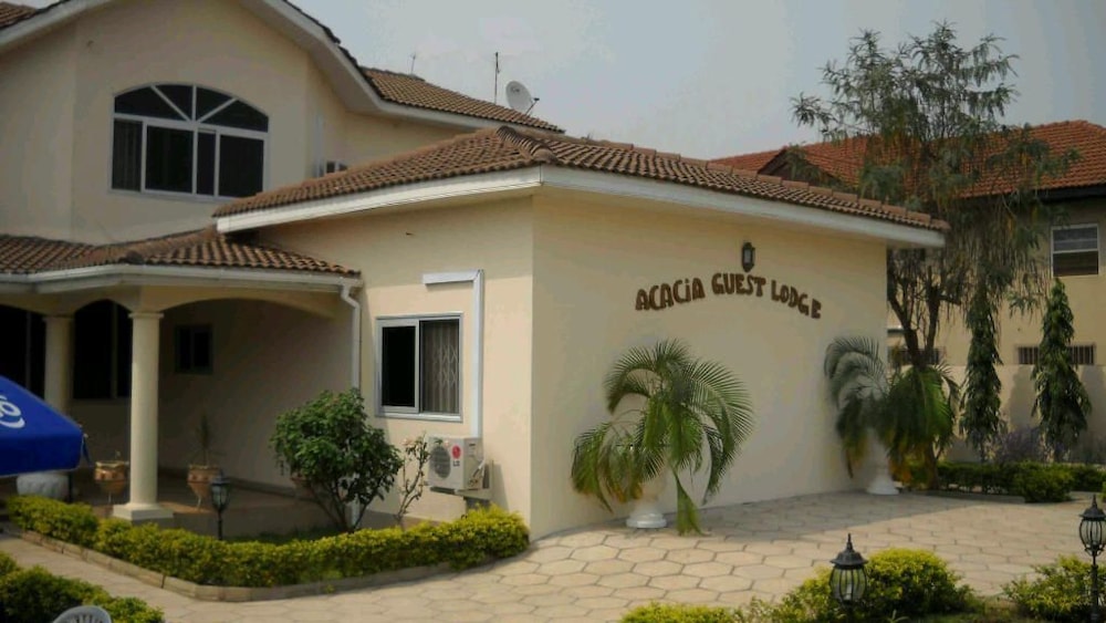 acacia lodge north legon