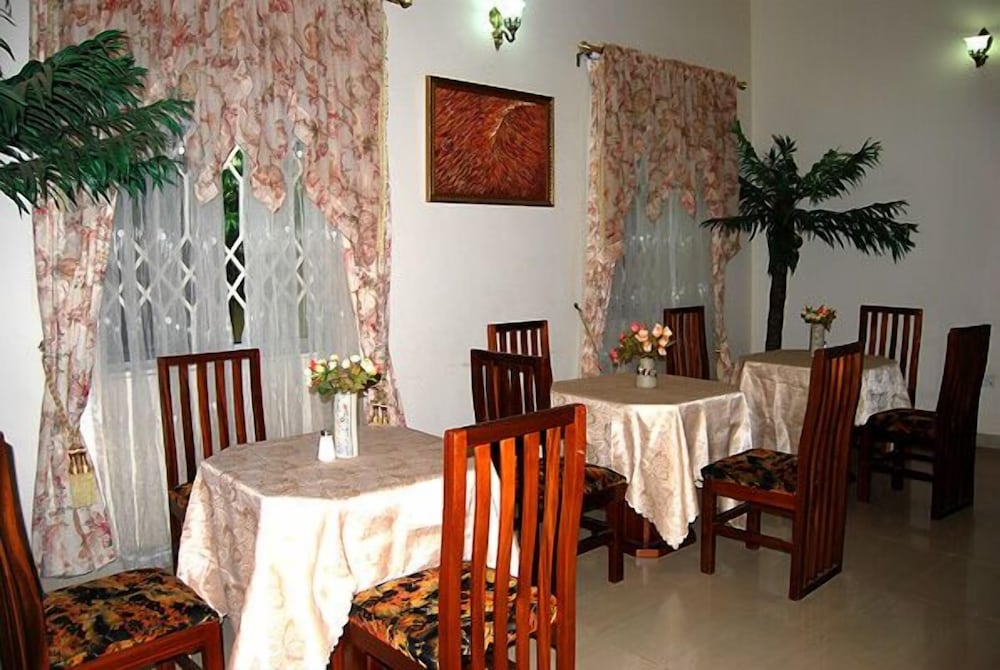 acacia lodge north legon