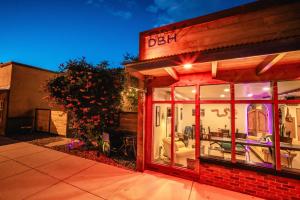 dolores bike hostel