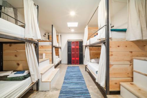 dolores bike hostel