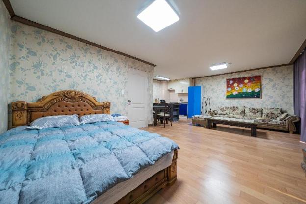 donghae gallery haus