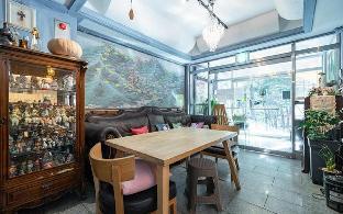 donghae gallery haus