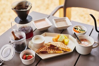 dots by dot glamping suite 001