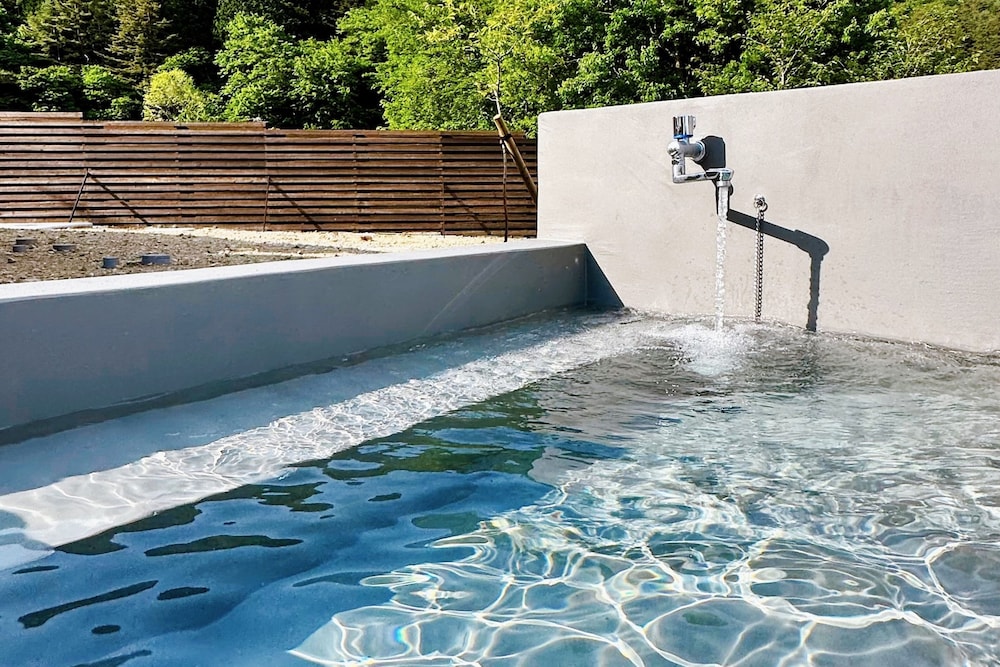 dots by dot glamping suite 001