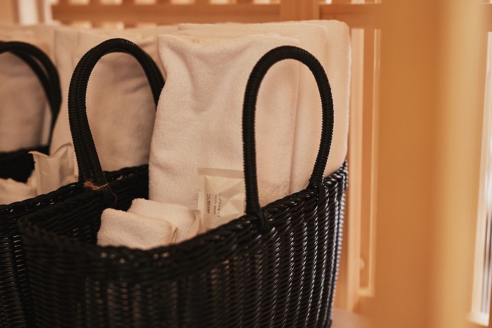 dots by dot glamping suite 001