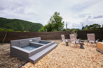 dots by dot glamping suite 001