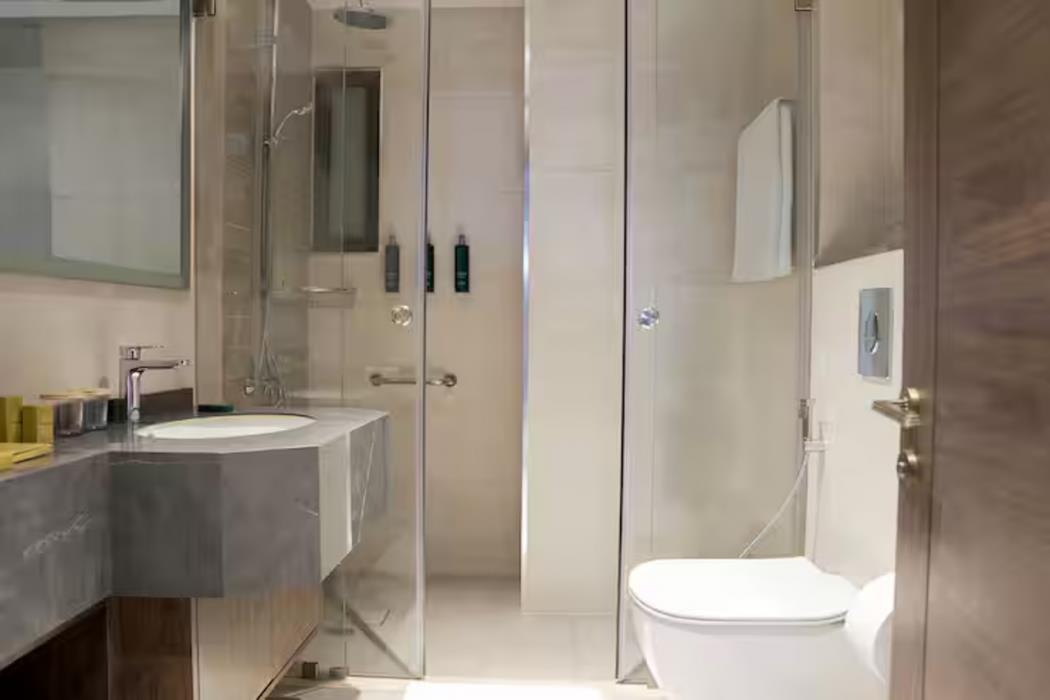 doubletree by hilton amman hotel and residences