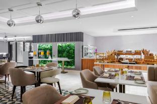 doubletree by hilton amman hotel and residences