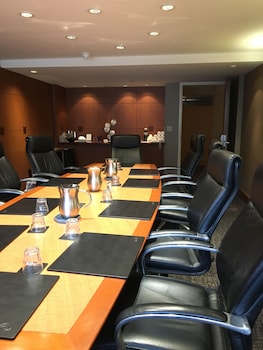 doubletree by hilton akron fairlawn