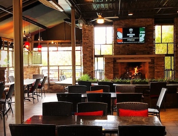 doubletree by hilton akron fairlawn