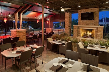 doubletree by hilton akron fairlawn