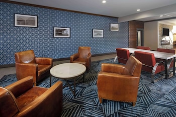 Doubletree By Hilton Manhattan, Ks,,3 star